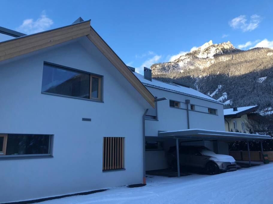 Urban Mountain Chalet With Lake View Maurach  Buitenkant foto