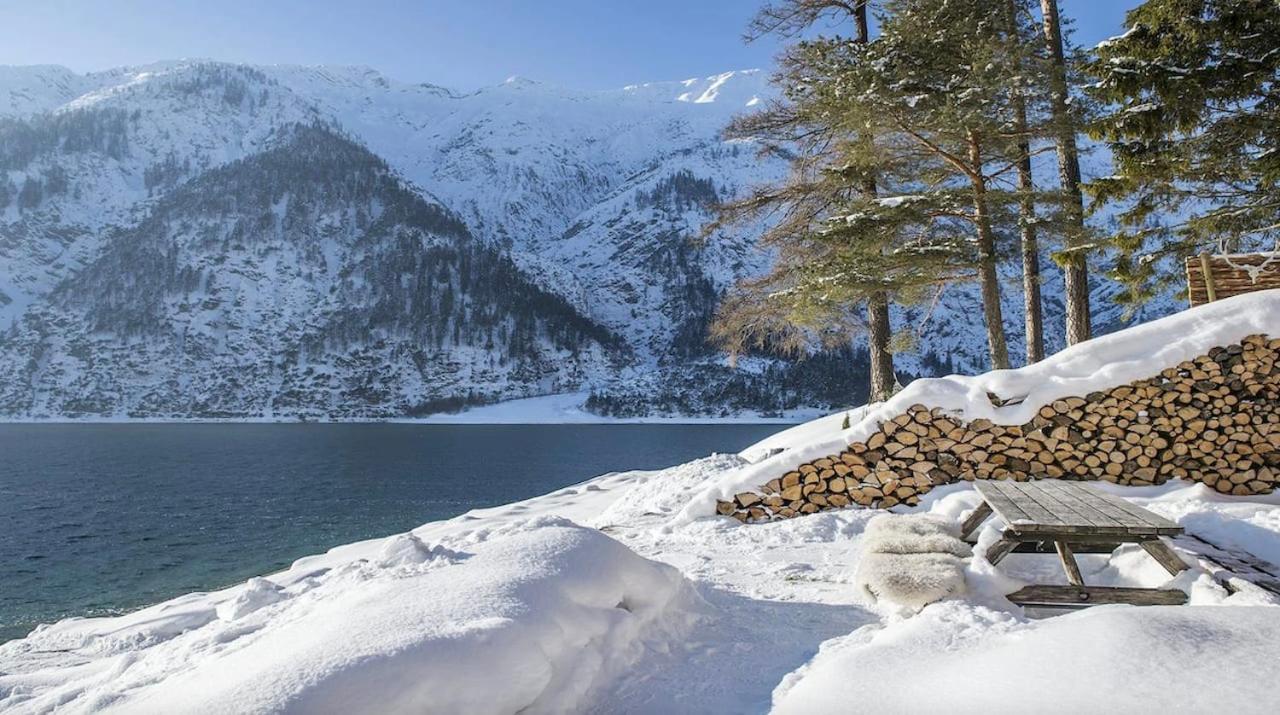 Urban Mountain Chalet With Lake View Maurach  Buitenkant foto