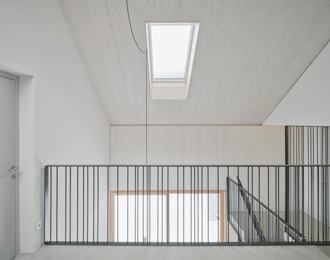 Urban Mountain Chalet With Lake View Maurach  Buitenkant foto