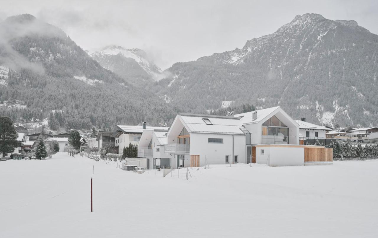 Urban Mountain Chalet With Lake View Maurach  Buitenkant foto