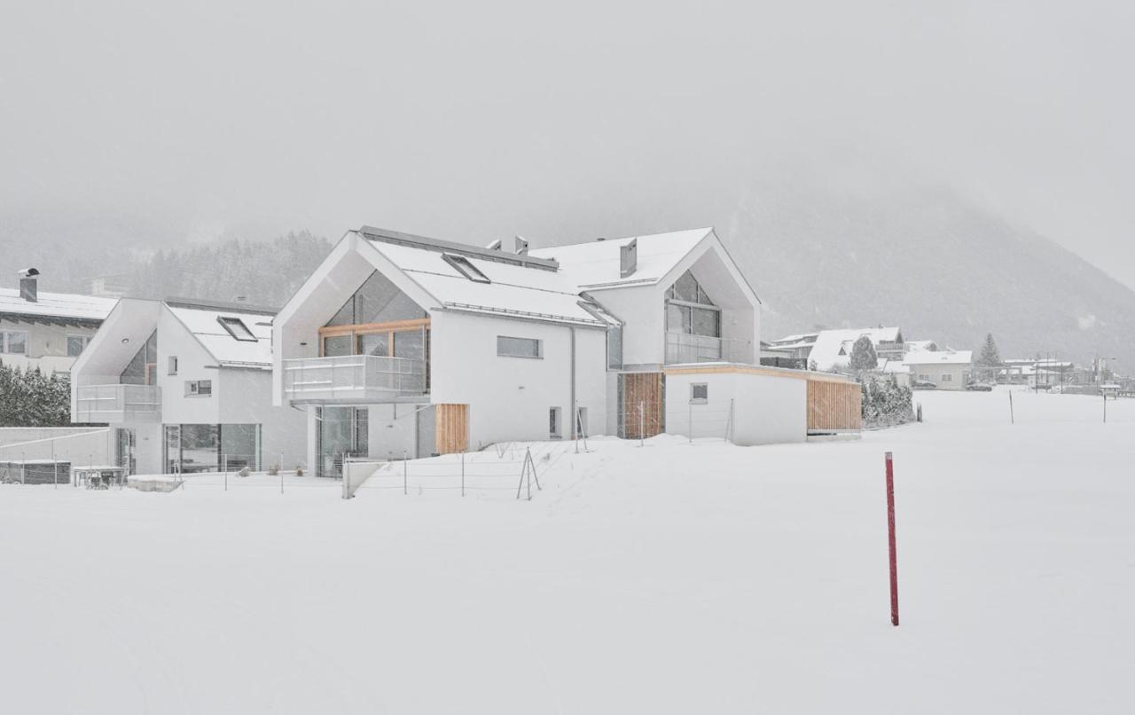 Urban Mountain Chalet With Lake View Maurach  Buitenkant foto