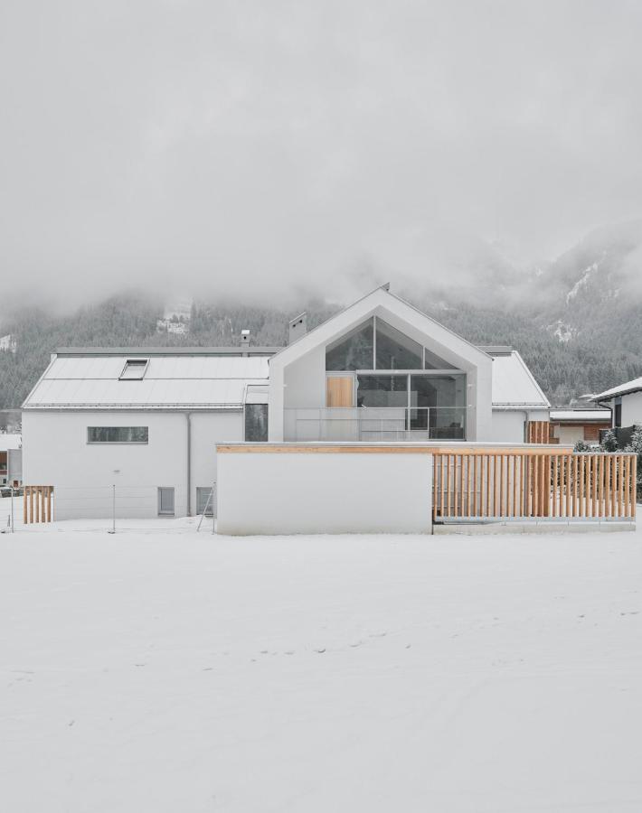 Urban Mountain Chalet With Lake View Maurach  Buitenkant foto