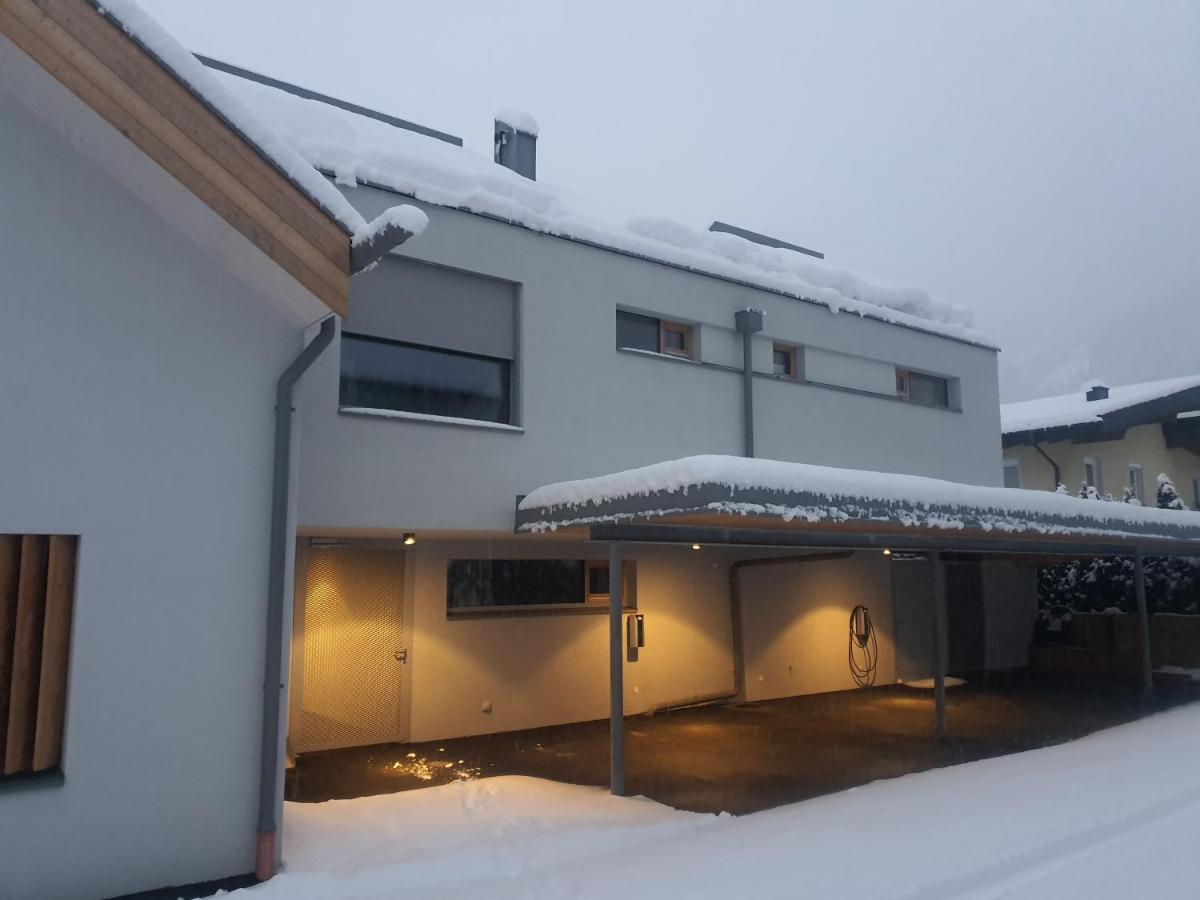 Urban Mountain Chalet With Lake View Maurach  Buitenkant foto